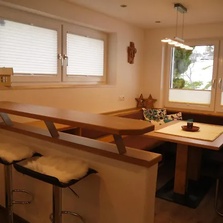 Haus Schmid Apartment Tobadill